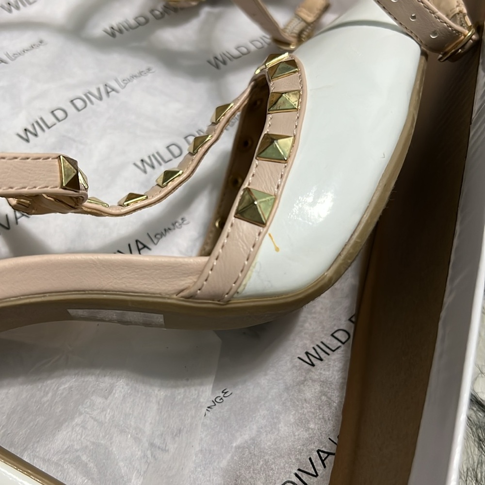 Wild Diva Adora White Patent & Nude Gold Studded Strappy Heels 7.5 - Picture 13 of 13